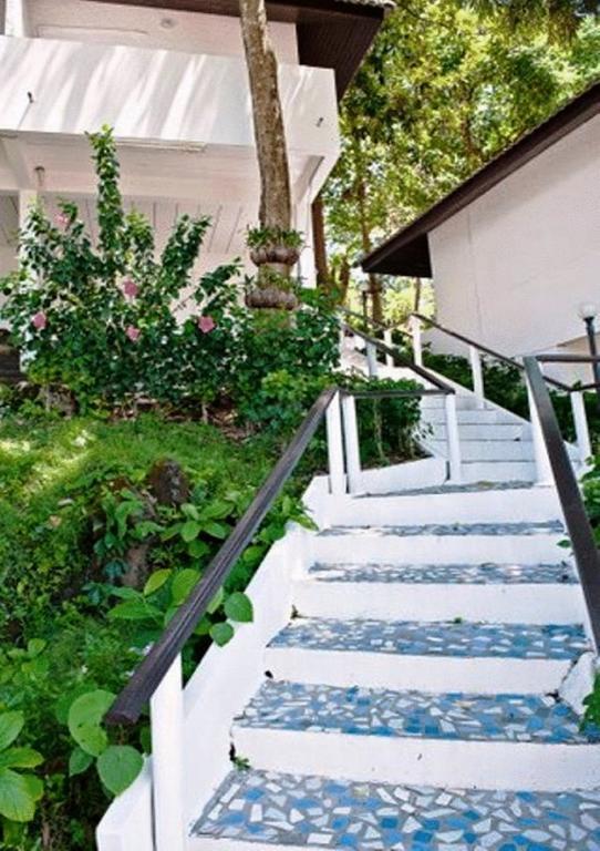 Karon Cliff Contemporary Boutique Bungalows Hotel Eksteriør billede